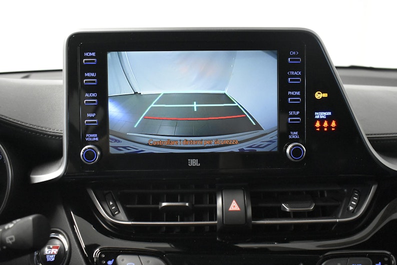 Vehicle image TOYOTA C-HR