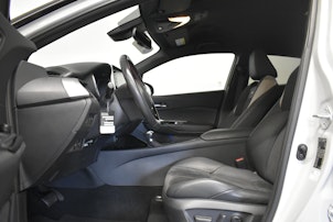 Vehicle image TOYOTA C-HR 2.0 VVTi HSD GR Sport