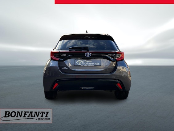 Vehicle image 8 Vehicle image 8