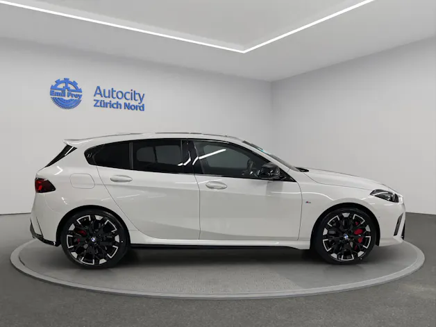 BMW M135i xDrive