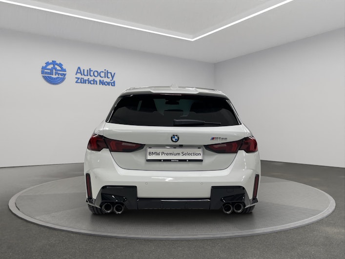 Vehicle image BMW 1 SERIES