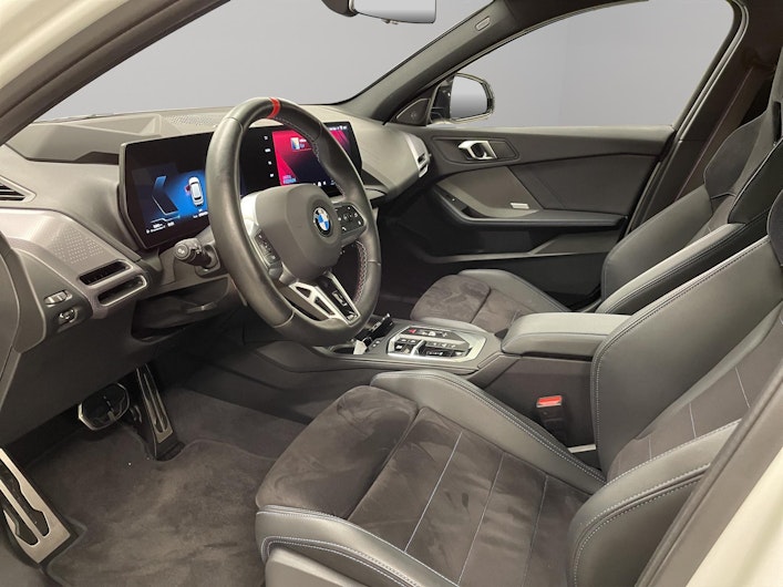 Vehicle image BMW 1 SERIES