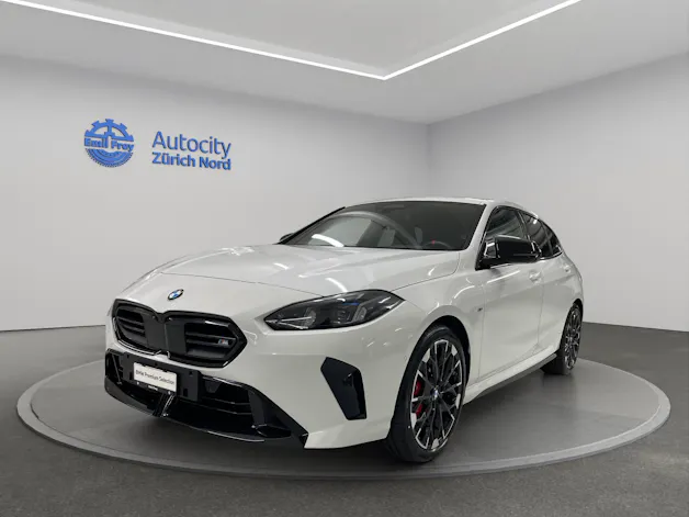 BMW M135i xDrive