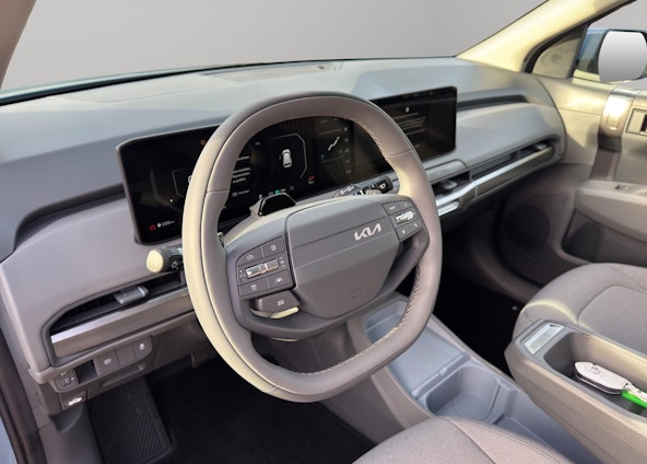 Vehicle image 3 Vehicle image 3