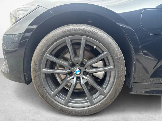 BMW 320e xDrive SAG Touring