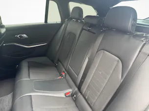 BMW 320e xDrive SAG Touring