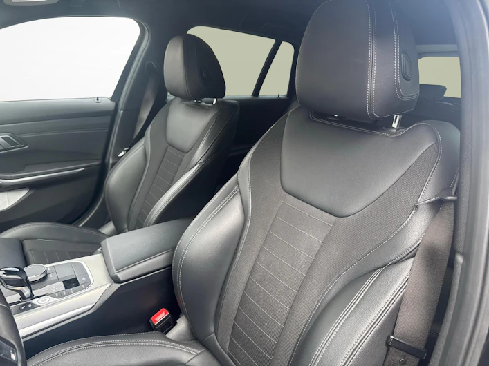 Fahrzeugbild BMW 3 SERIES