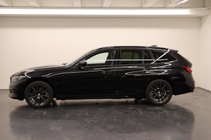 Vehicle image BMW 320e xDrive SAG Touring