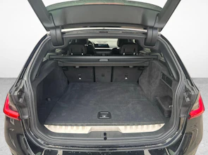 Fahrzeugbild BMW 320e xDrive SAG Touring