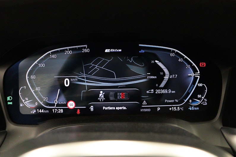 Vehicle image BMW 3 SERIES