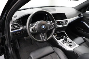 Vehicle image BMW 320e xDrive SAG Touring