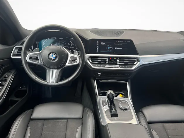 BMW 320e xDrive SAG Touring
