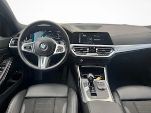 Fahrzeugbild BMW 320e xDrive SAG Touring