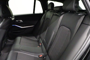 Vehicle image BMW 320e xDrive SAG Touring