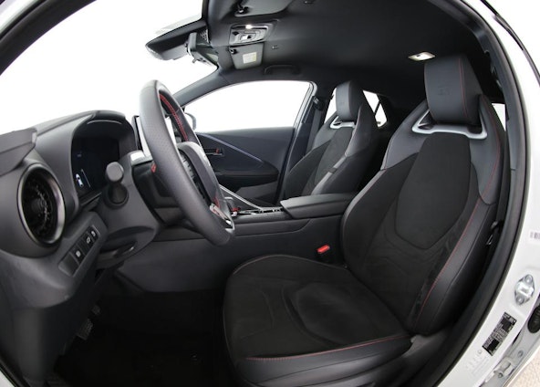 Vehicle image 3 Vehicle image 3