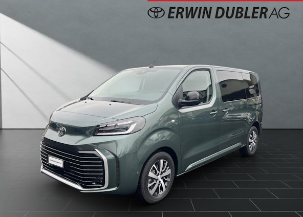 First vehicle image First vehicle image