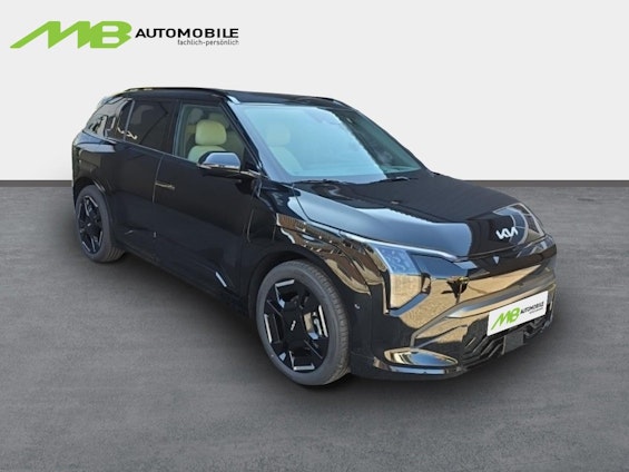 Vehicle image 2 Vehicle image 2