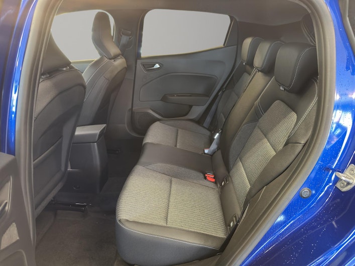 Vehicle image MITSUBISHI COLT