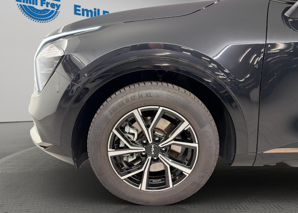 Vehicle image 3 Vehicle image 3