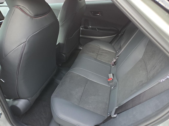 Vehicle image 10 Vehicle image 10