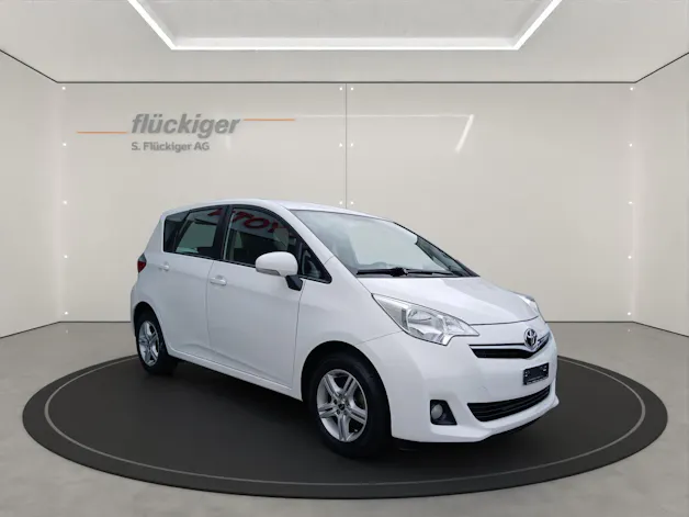Toyota Verso-S 1.33 VVT-i Linea Luna