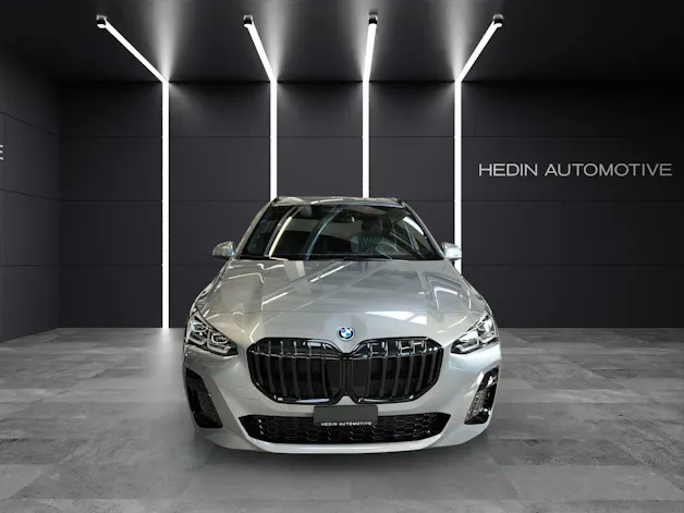 BMW 230e xDrive paddles Active Tourer