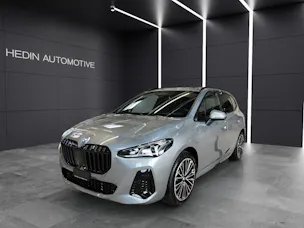 BMW 230e xDrive paddles Active Tourer