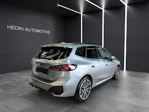BMW 230e xDrive paddles Active Tourer