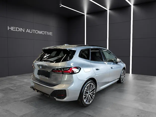 BMW 230e xDrive paddles Active Tourer