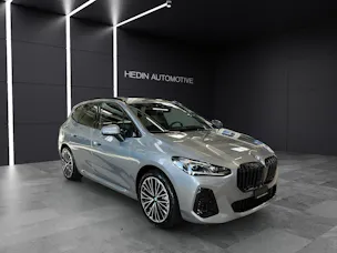 BMW 230e xDrive paddles Active Tourer