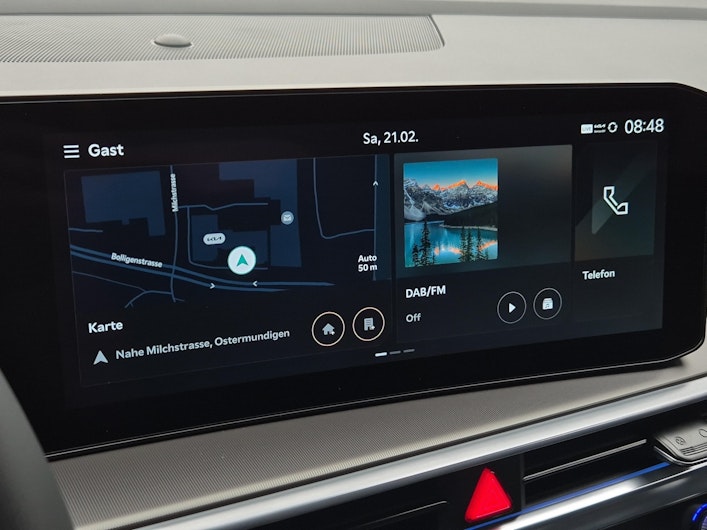 Vehicle image KIA SORENTO