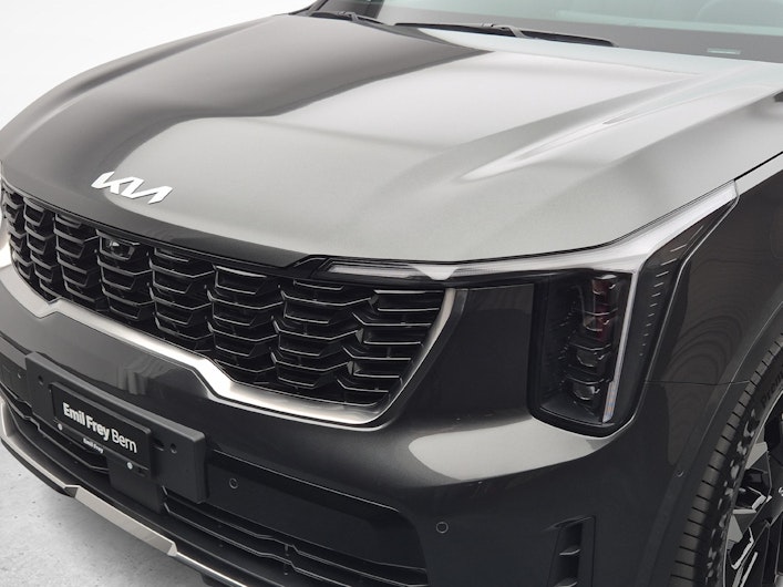 Vehicle image KIA SORENTO