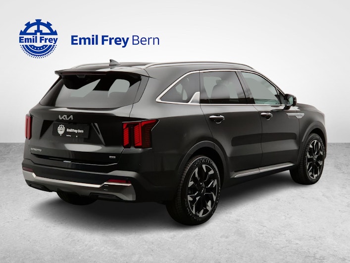 Vehicle image KIA SORENTO