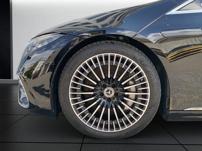 Vehicle image MERCEDES-BENZ EQS 580