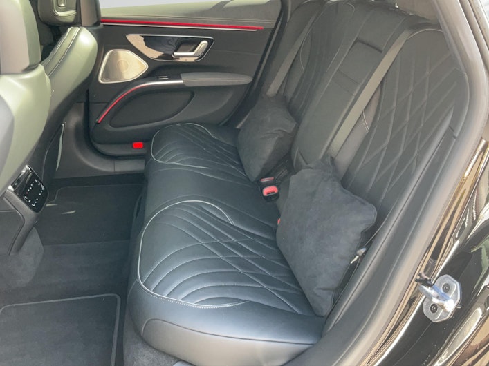 Vehicle image MERCEDES-BENZ EQS 580