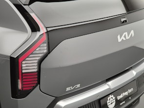 Vehicle image KIA EV3 81 kWh Earth+