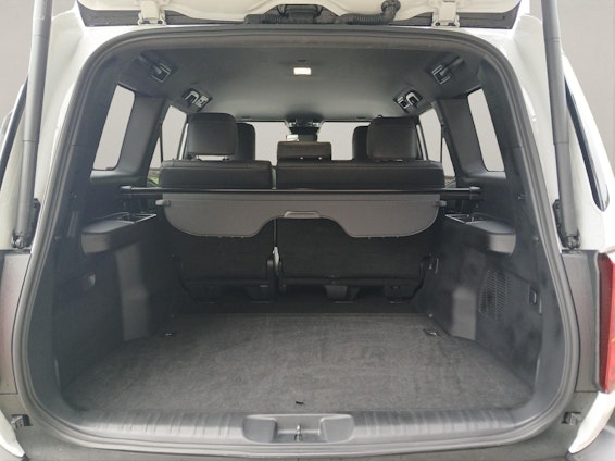 Vehicle image 10 Vehicle image 10