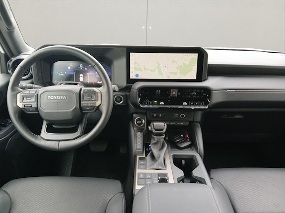 Vehicle image 12 Vehicle image 12