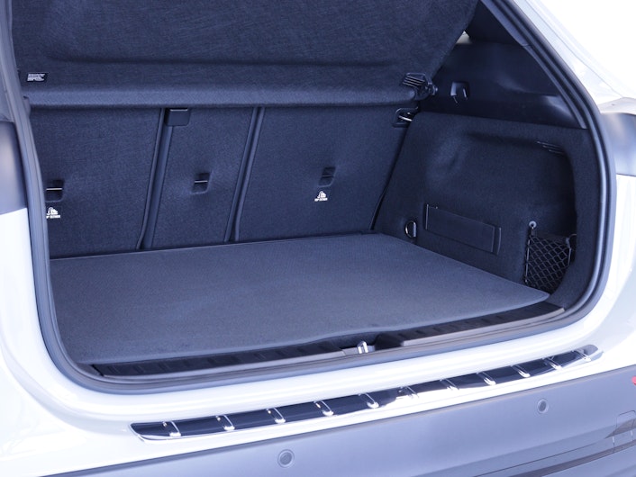 Vehicle image MERCEDES-BENZ GLA 200