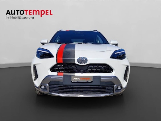 Vehicle image 6