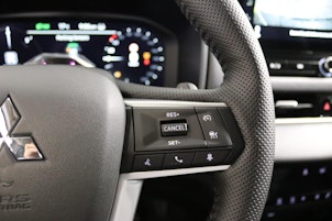 Vehicle image MITSUBISHI Outlander 2.4 PHEV Intense 4x4