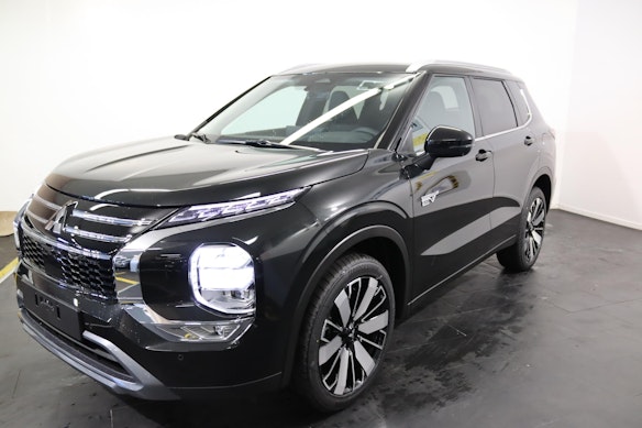 MITSUBISHI Outlander 2.4 PHEV Intense 4x4 0