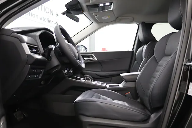 Mitsubishi Outlander 2.4 PHEV Intense 4x4, Leasing dès 0.8 %