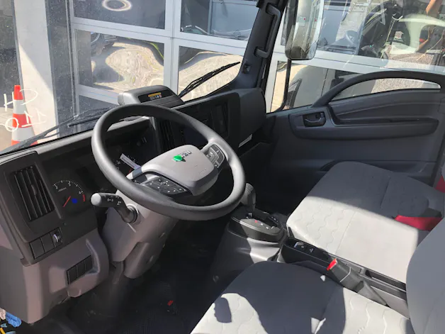 Isuzu M21 Kab.-Ch. E DR 1.9 Ddi TT