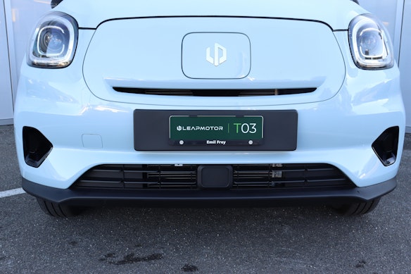 LEAPMOTOR T03 Electric 3