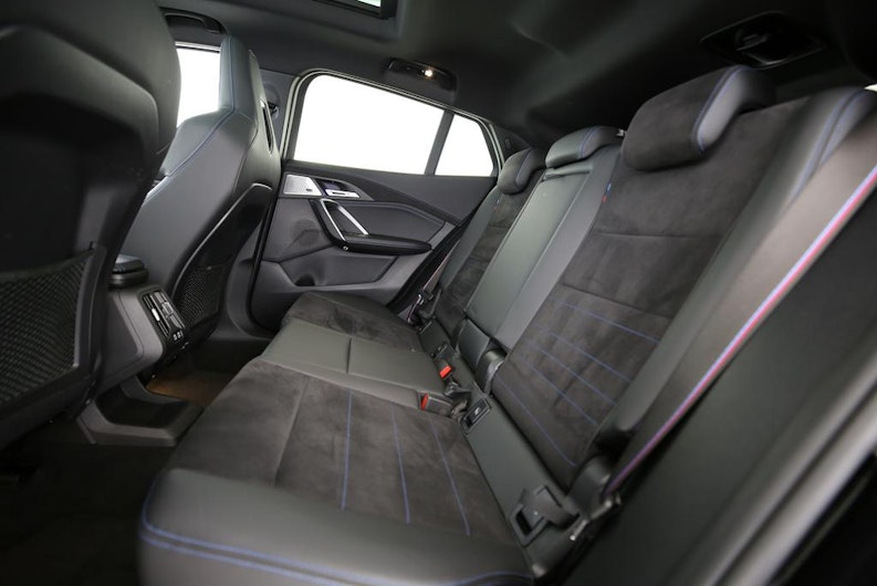 Vehicle image BMW X2