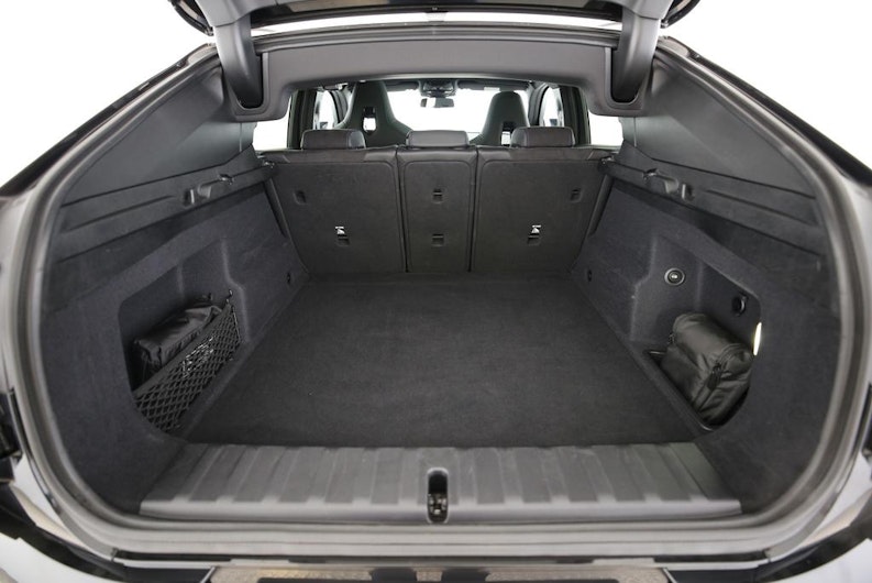 Vehicle image BMW X2