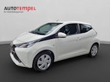 First vehicle image