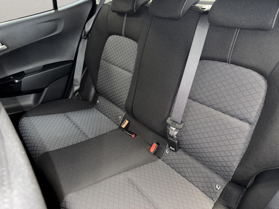 Vehicle image 13 Vehicle image 13