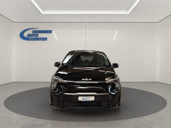 Vehicle image 4 Vehicle image 4